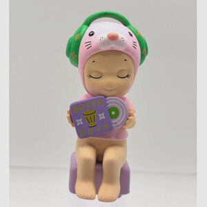 New Unbranded Kewpie/Angel Mini Figure Collectible, Bossa Nova Music, Open Box